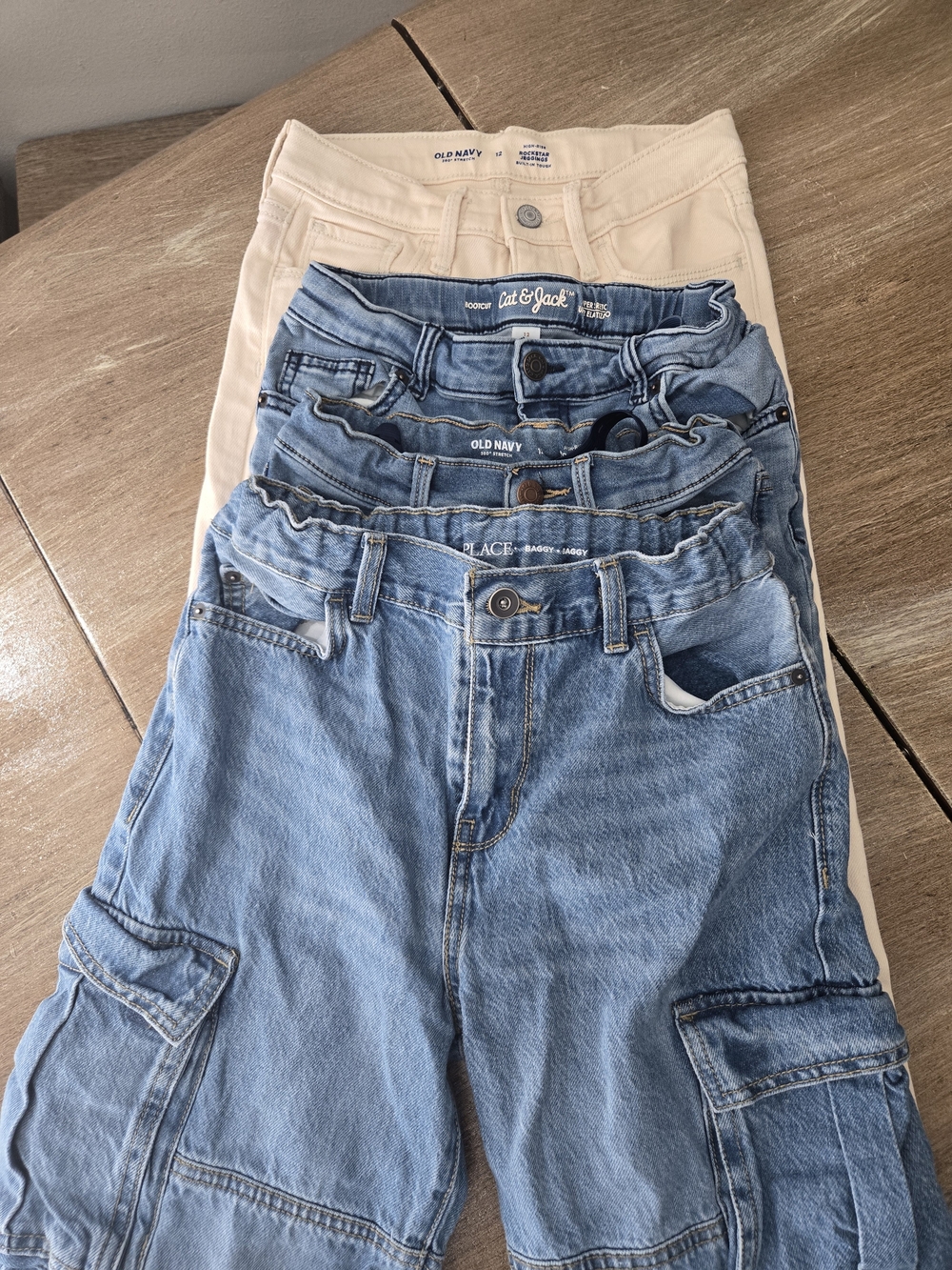 Old Navy & Cat & Jack Women’s Jeans — Light Blue and Cream